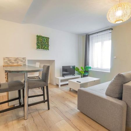 Triplex Cosy Apartment Reims Bagian luar foto