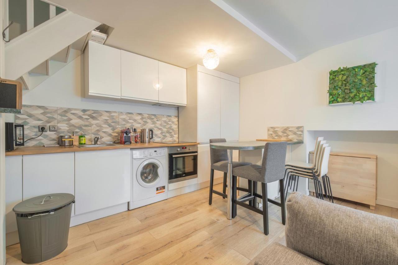 Triplex Cosy Apartment Reims Bagian luar foto