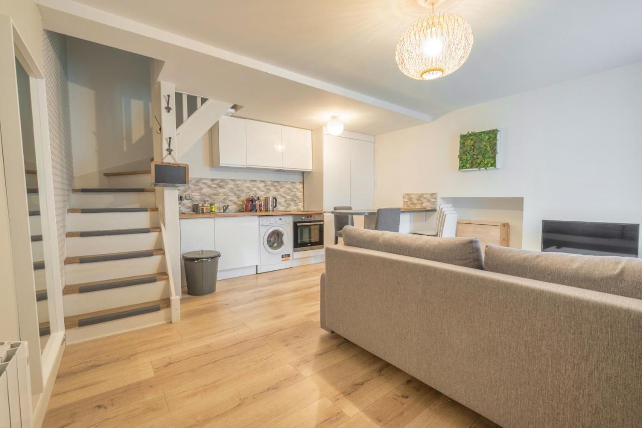 Triplex Cosy Apartment Reims Bagian luar foto