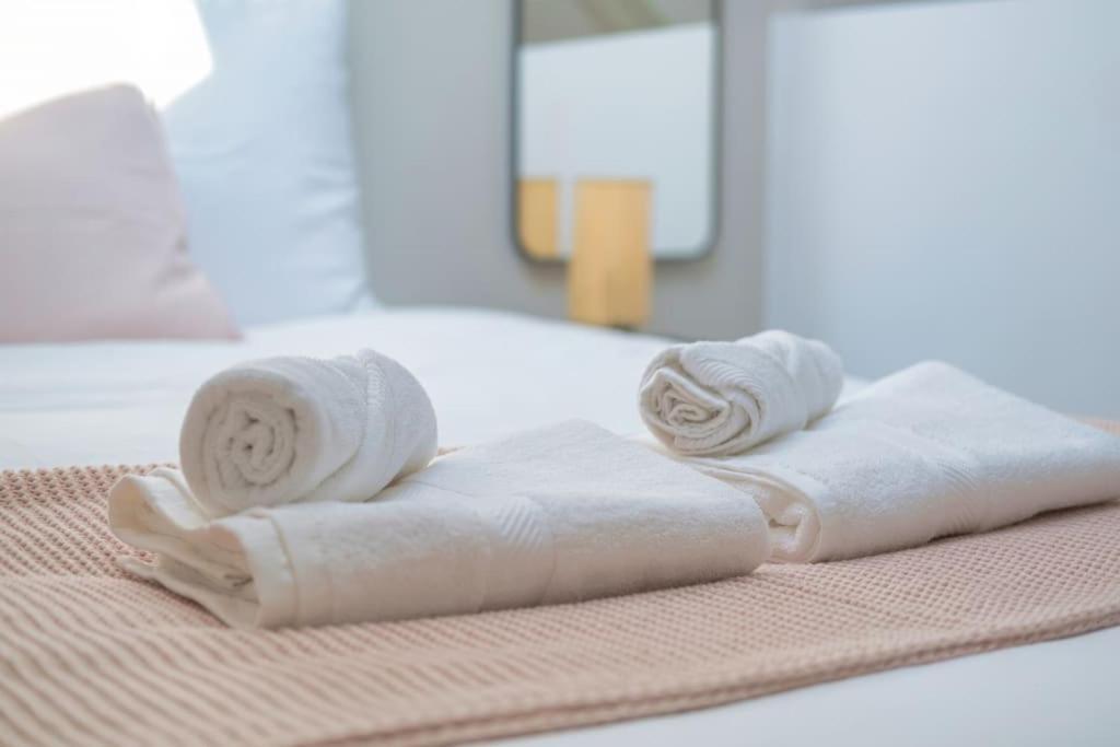 Triplex Cosy Apartment Reims Bagian luar foto